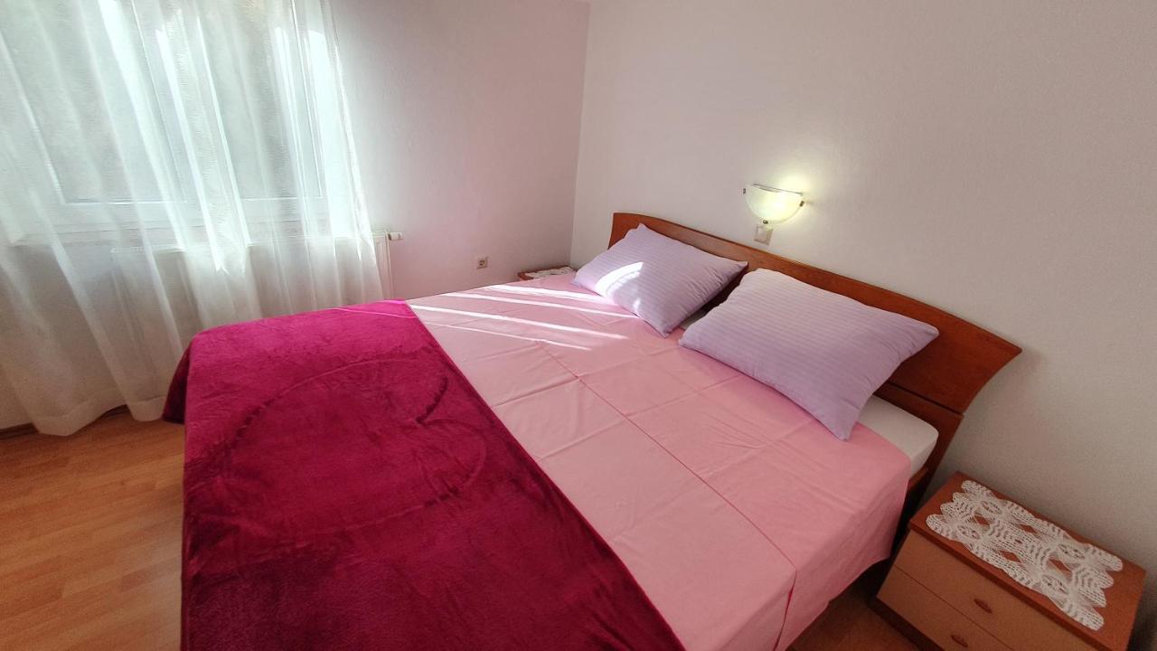 Apartment Nevenka 克尔克 外观 照片